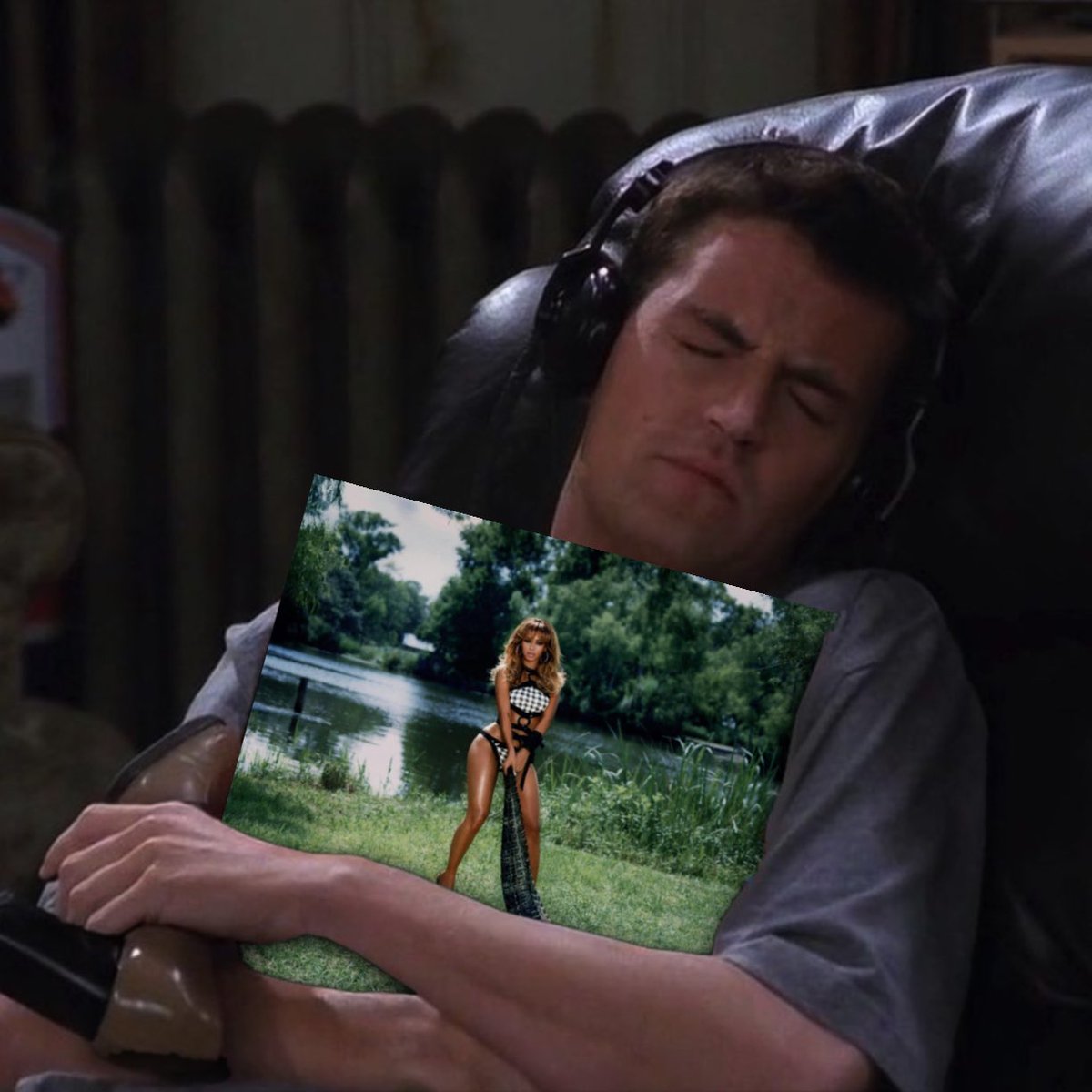 MyOwnFundation's tweet photo. GIVE HER NEXT AOTY, RIGHT… FUCKING… NOW!!! 🐊🐊 https://t.co/BHN1aoqkIW