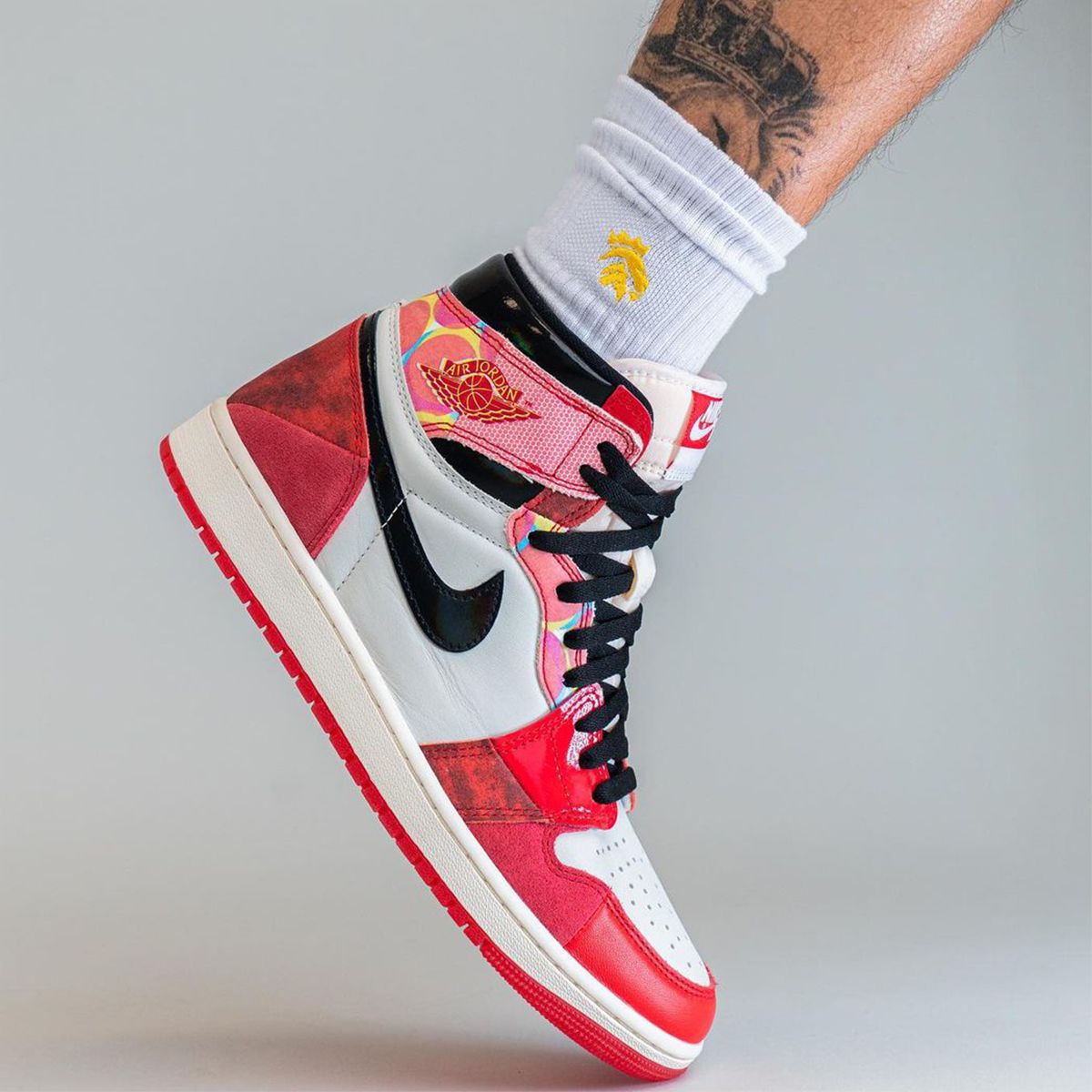 houseofheat's tweet photo. Who’s still got a pair of these? 🕷️ https://t.co/W6hpo6sby1