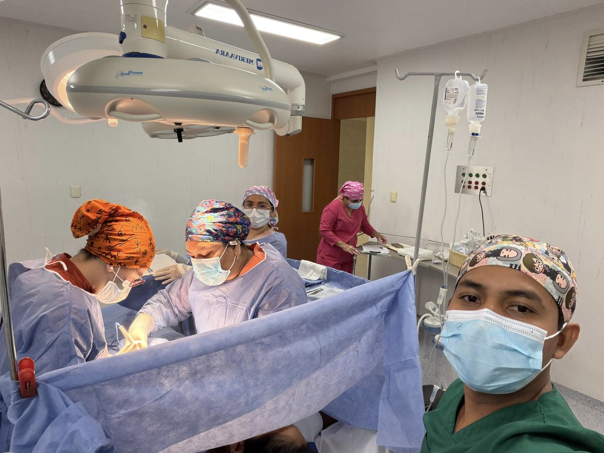 IMSSBCampeche's tweet photo. En el Hospital Comunitario #IMSSBienestar de Xpujil realizamos la primera Jornada de Atención del Equipo Quirúrgico Itinerante, con la que beneficiamos a cuatro pacientes.

Con acciones en territorio, seguimos avanzando en la consolidación de los #ServiciosPúblicosDeSalud. https://t.co/dcOIynL1At