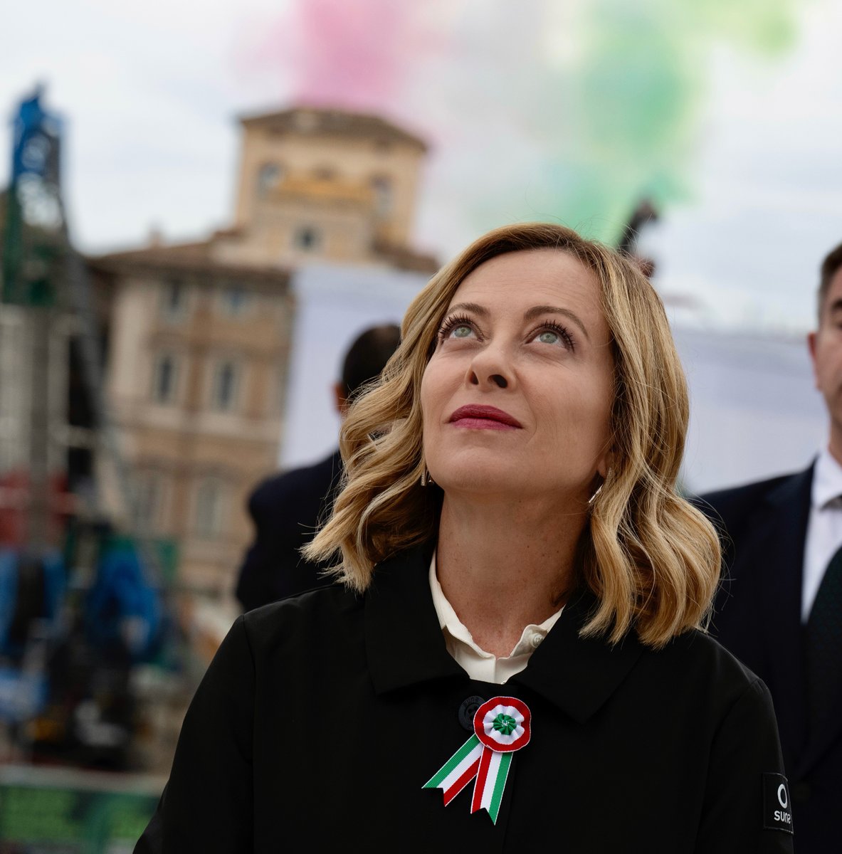 melonienesp's tweet photo. El gobierno de Giorgia Meloni 🇮🇹
es oficialmente el más largo
de la historia de la República italiana 🏛️. https://t.co/SVVwI5hjx8