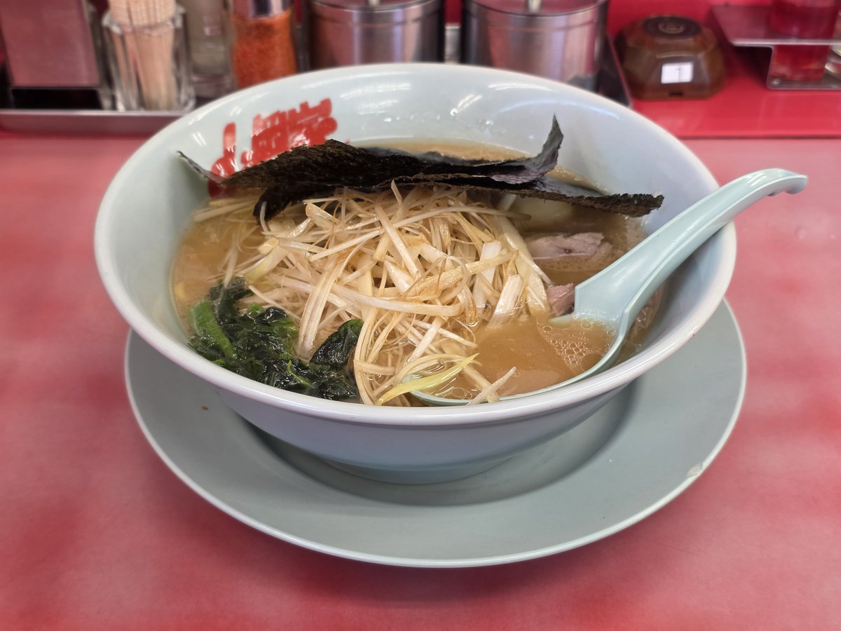 shunittmistake's tweet photo. 朝から山岡家🍜🍥
#北海道ツーリング https://t.co/T3cYnOPBqn