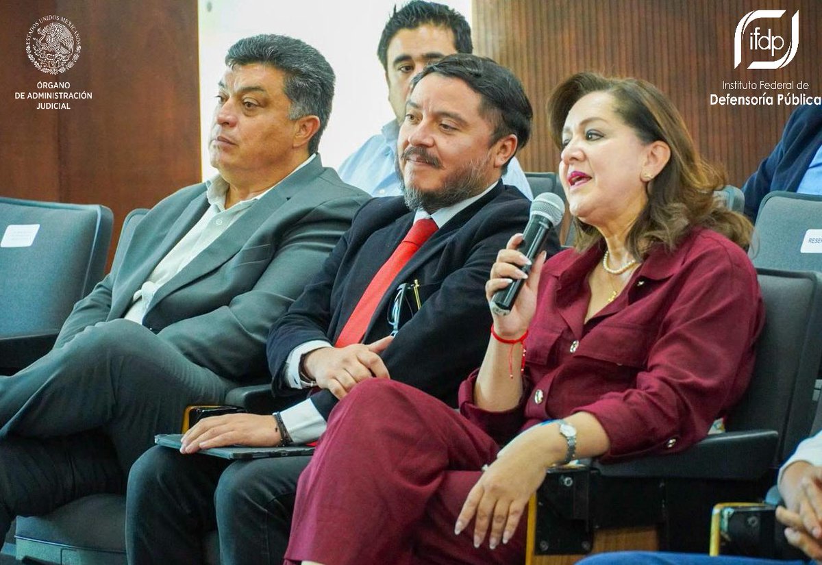 IfdpHidalgo's tweet photo. El día de hoy el director general de este Instituto Federal de Defensoría Pública, Magistrado Benjamín Rubio Chavez  estuvo presente  En el Auditorio “Benito Pablo Juárez García” del Tribunal Superior de Justicia del Estado de Hidalgo” en la presentación editorial de la “colección de cuadernos nueva perspectiva de la Justicia en México “ El derecho a una defensa pública y gratuita en la Nueva suprema Corte”; contando con la presencia del titular de la Delegación en Hidalgo de este instituto Lic. Alberto Islas Lara.
Cuando las instituciones trabajan juntas, los derechos dejan de ser un concepto lejano y se convierten en una realidad al alcance de todas y todos.
  Pachuca, Hidalgo
 771 717 0660 | Ext. 3081
 Huejutla, Hidalgo
 789 896 0181
#Hidalgo #LaCasaQueTeDefiende #ConoceTusDerechos #IFDP #AccesoALaJusticia #DefensoríaPública