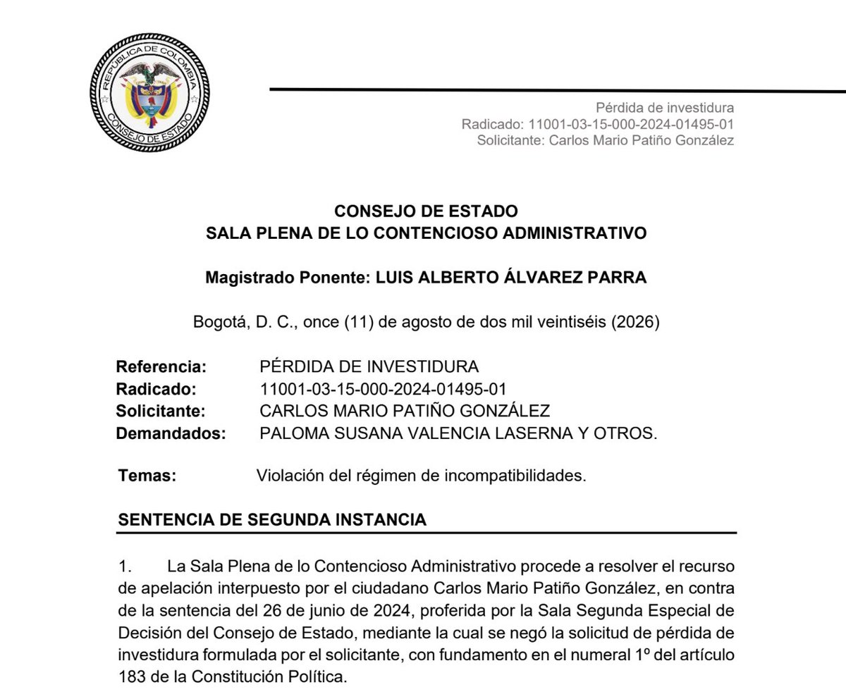 ColAboElectoral's tweet photo. C.E. niega perdida de investidura de congresistas que aportaron dineros a la “Vaca por las 4G”. La Sala Plena de lo Contencioso Administrativo, confirmó la sentencia de primera instancia, que había denegado la perdida de investidura de varios congresistas.

La demanda argumentaba que, los aportes que efectuaron los congresistas, en su concepto, configuraban un contrato de donación, sin que fuese necesario la aceptación y contraviniendo con ello el art. 180.2 de la C.P, que prohíbe a los congresistas celebrar por sí o por interpuesta persona contratos con entidades públicas.

La Sala al desatar el recurso de apelación, estudió la figura de la donación en nuestra legislación, concluyendo que se trata de un contrato, dado que debe mediar la voluntad de las partes. Por otra parte, indicó que el contrato estatal es solemne conforme el art. 41 de la ley 80 de 1993, siendo necesario para su perfeccionamiento que las partes se pongan de acuerdo en el objeto y la contraprestación, además debe constar por escrito.

Continúa leyendo en el siguiente hilo...
Link de la providencia: https://t.co/3OkMqECSZh