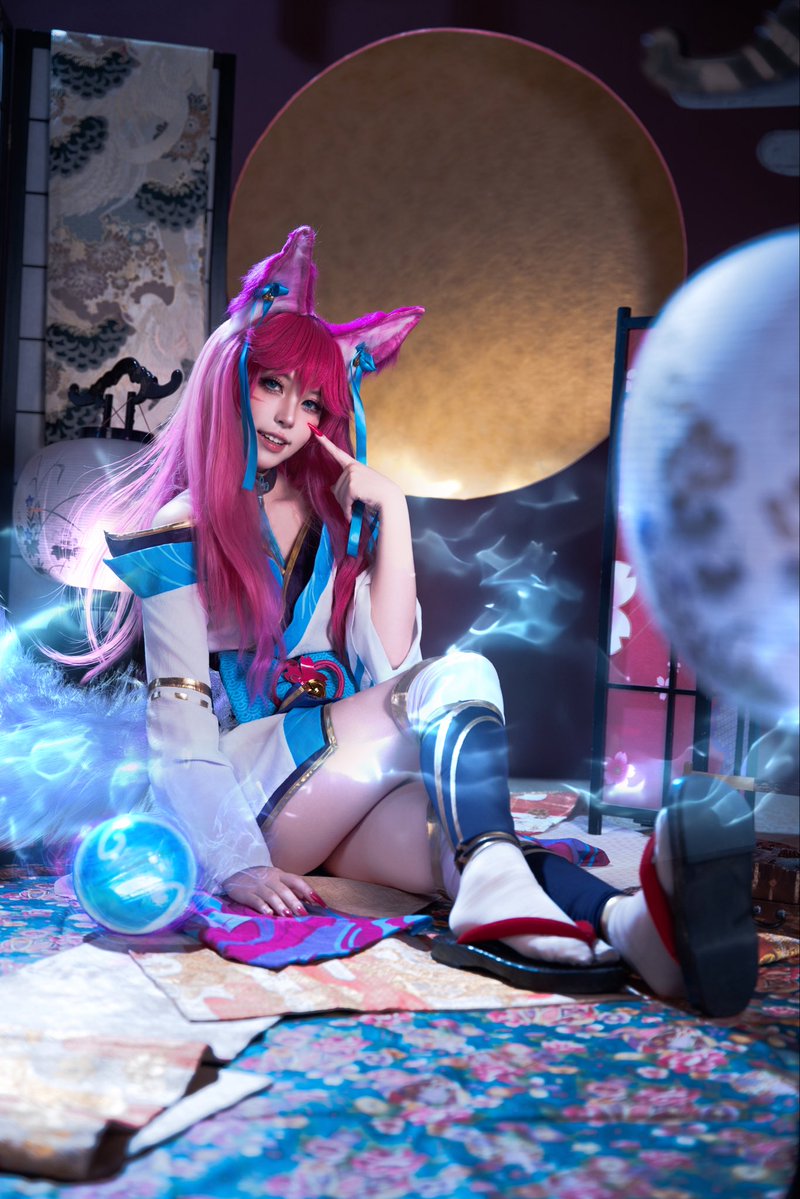 Ayapon_cosplay's tweet photo. 【リーグ·オブ·レジェンド】
精霊の花祭り アーリ
🦊

#Ahri
#コスプレ
#リーグオブレジェンド
#leageoflegend
#lol https://t.co/AK6BntHYrS
