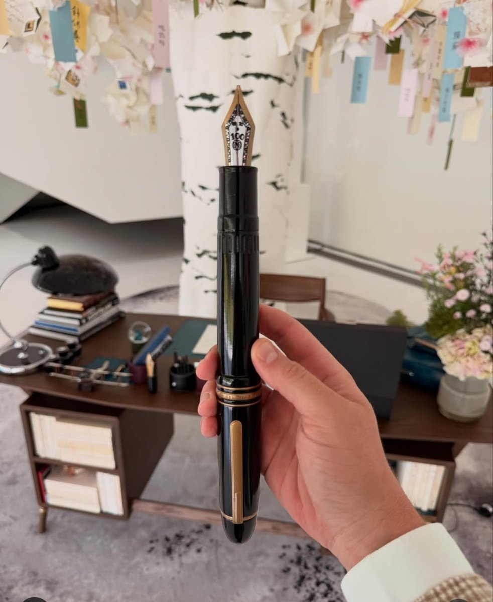GsLuchy's tweet photo. #KeremBürsin @montblanc_world @KeremBursin https://t.co/qz0RmLEwyF