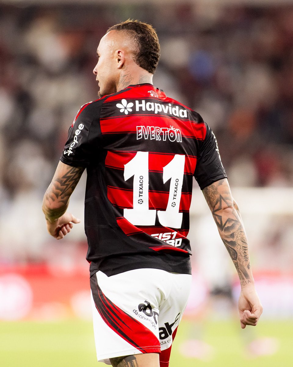 newscolina's tweet photo. 🚨 O Flamengo não aceita liberar Everton Cebolinha para o Vasco, de acordo com o @pedrosa. https://t.co/0vltxir5kJ