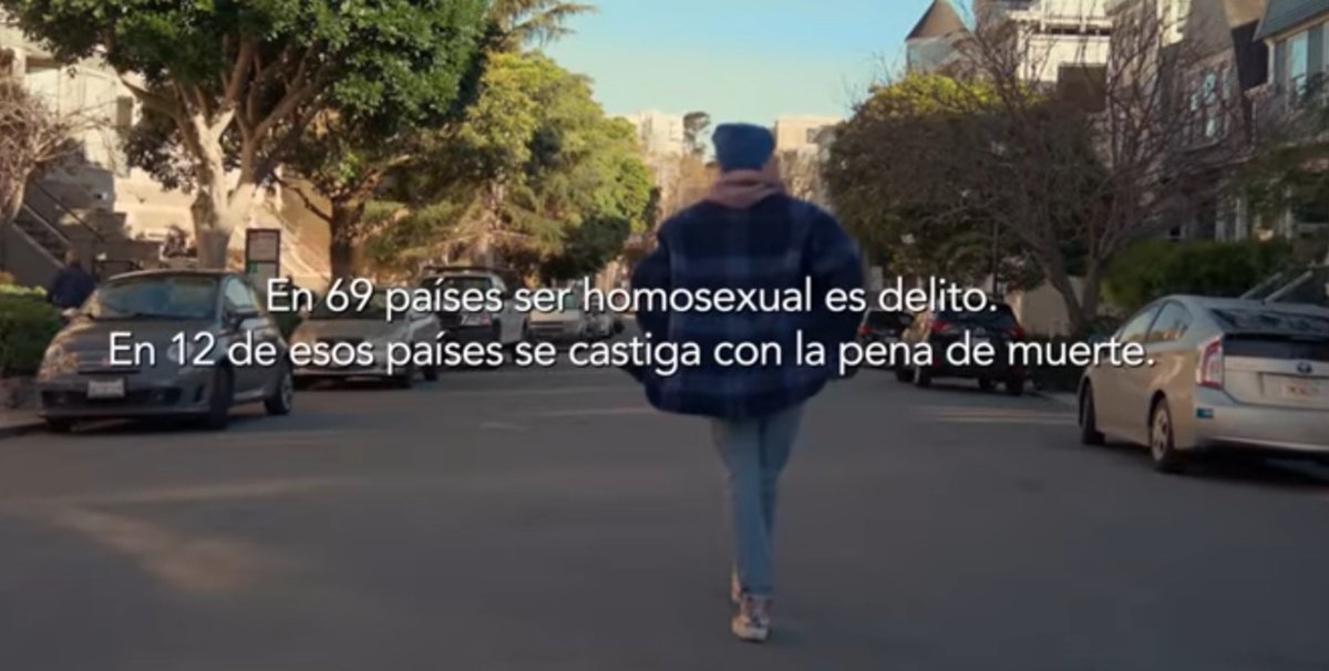 rblsboludo's tweet photo. dicen "robleis no representa a la comunidad gay como tiene que ser" simplemente porque no cae en sus estereotipos, pero después lo tenés a Rob escribiendo temas como "Solo" dónde expresa su miedo a ser juzgado por su orientación sexual y visibilizando la lucha LGBT+. https://t.co/oRjFa8V7pq