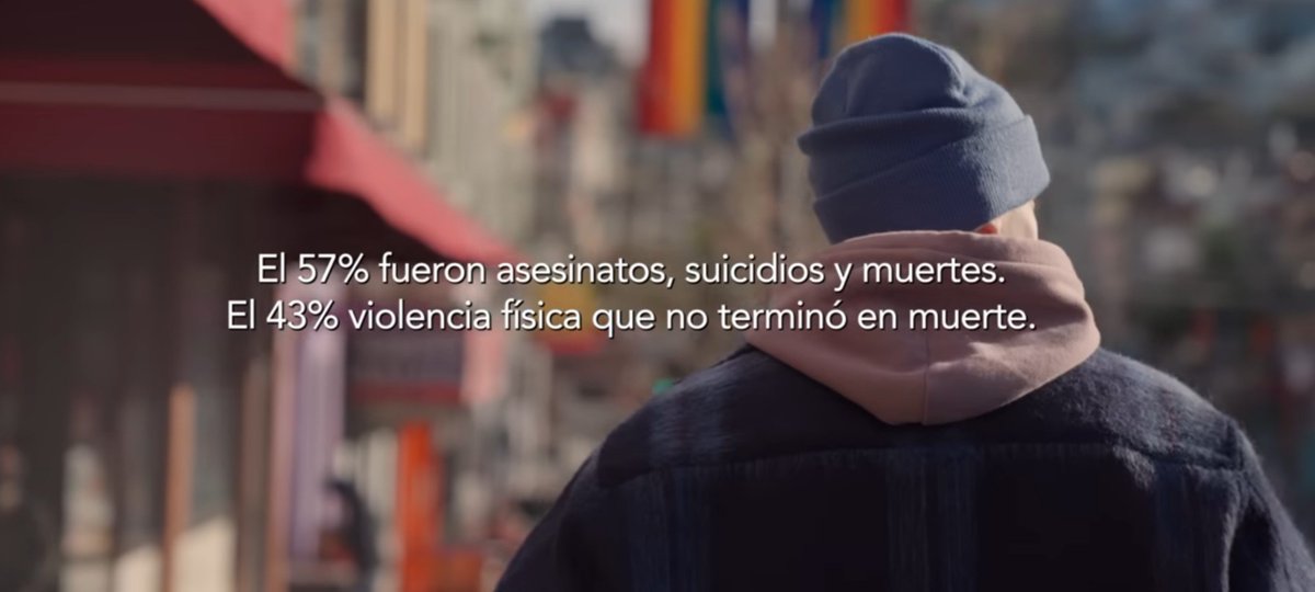 rblsboludo's tweet photo. dicen "robleis no representa a la comunidad gay como tiene que ser" simplemente porque no cae en sus estereotipos, pero después lo tenés a Rob escribiendo temas como "Solo" dónde expresa su miedo a ser juzgado por su orientación sexual y visibilizando la lucha LGBT+. https://t.co/oRjFa8V7pq