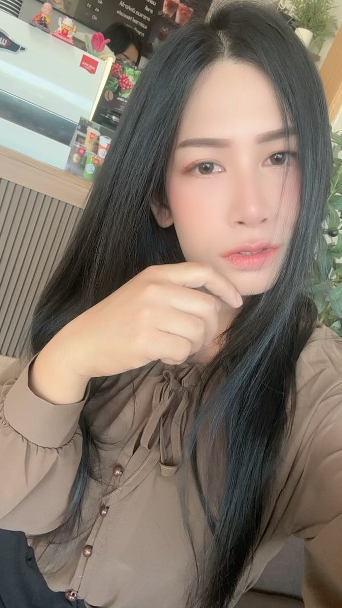 Pat78825862's tweet photo. #สาวสอง #บ่อวิน #สะพานสี่ #ห้างแก้ว #ห้วยปราบ #มาบยางพร https://t.co/sDLt1kAN8R
