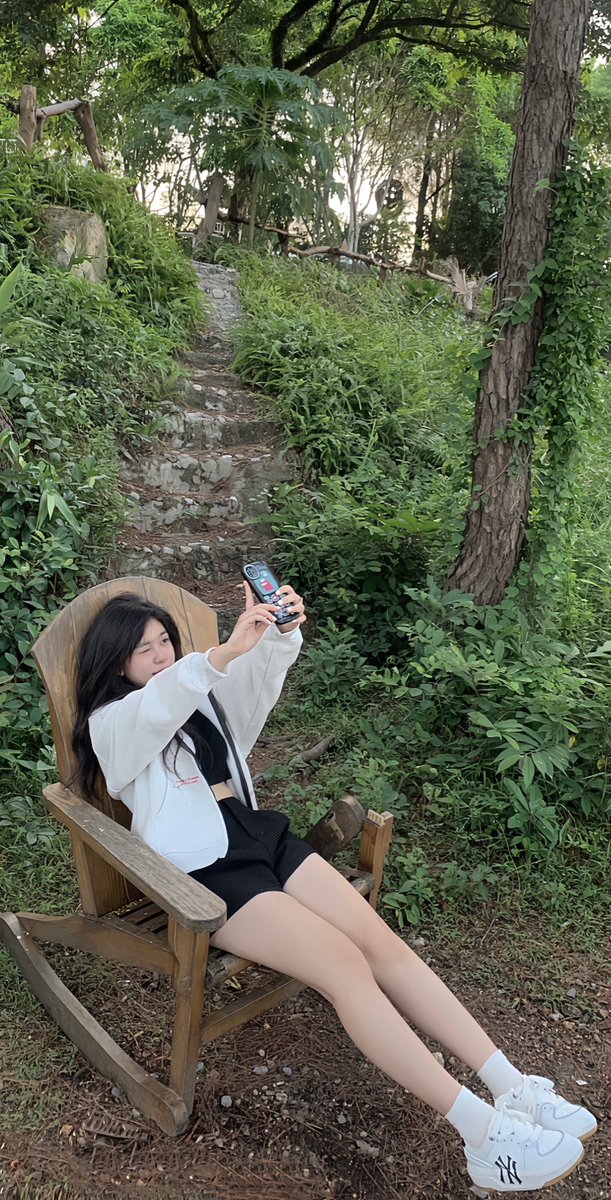 OlsonEdna93533's tweet photo. 原本只想随便走走，最后在人不多的电影院‍停了很⁠久。意外遇见的风景最难忘。这份轻松来得正好。 https://t.co/Br9L6gyKIG