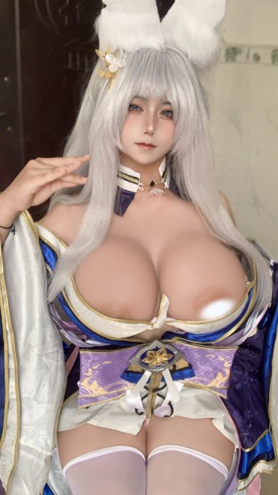 Casieblacksnou's tweet photo. 这衣服也太小了吧~肥奶都溢出来了~穿这种衣服去漫展会不会被野爹轮奸啊 #母狗 #巨乳 #女大 #cosplayㅤㅤㅤㅤㅤㅤㅤ https://t.co/nzqvyfdpsb