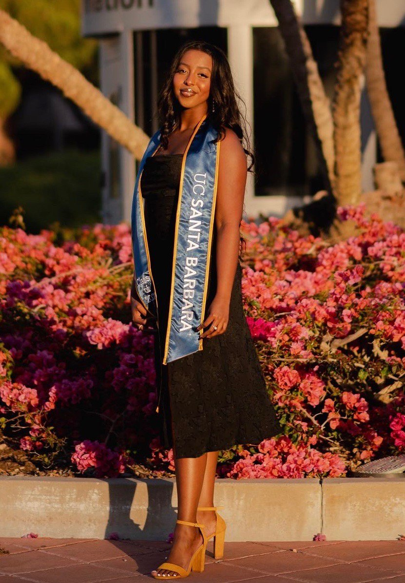 SutterHealth's tweet photo. Growing up, Warsan Ali often served as a bridge between her Somali immigrant family and the healthcare system, helping loved ones navigate a system where they didn’t always feel understood, seen or heard. 💙
 
Those experiences showed Ali how important a physician’s role can be in explaining, supporting and helping establish trust in medicine.
 
Now, Ali is beginning medical school at Charles R. Drew University of Medicine and Science as a Sutter Health Scholar, with a full scholarship helping her pursue that vision without the burden of medical school debt.
 
“I want people to feel listened to, seen and believed,” Ali said. “I want to be the kind of provider who makes patients feel like this is a collaborative effort.”
 
Read more about Ali’s journey and the Sutter Health Scholars Program: https://t.co/cUdfPYN2zf.