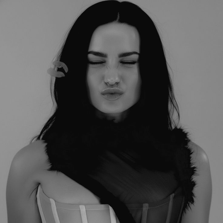 onlymalisorn's tweet photo. Eu sei que vocês realizam sonhos @itau e o meu atende pelo nome de Demi Lovato no Rock in Rio. Escrevi isso de coração aberto sobre como a música dela mudou minha trajetória inteira, e me deu colo no momento mais difícil da minha vida. Por favor, leiam com carinho 🥺 #MeNotaItaú https://t.co/O70itcXOVP