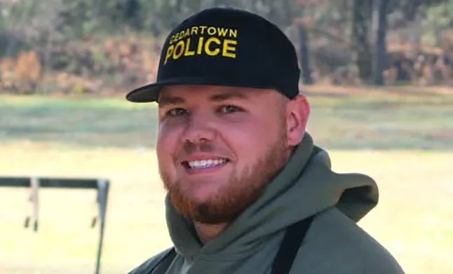 Opiumbrella's tweet photo. Trenton garner.  The marshmallow pussy boy who shot a young mini donkey, after tasing it. https://t.co/BcRTw6PRf6