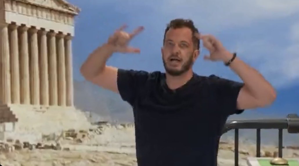 taylorfan1's tweet photo. DEVENS WON THE BLOCKBUSTER LETS GOOOOOOOO ONCE AGAIN BARRETT DOESN’T GET WHAT HE WANTS #BB28 https://t.co/nK7pLEoc3N