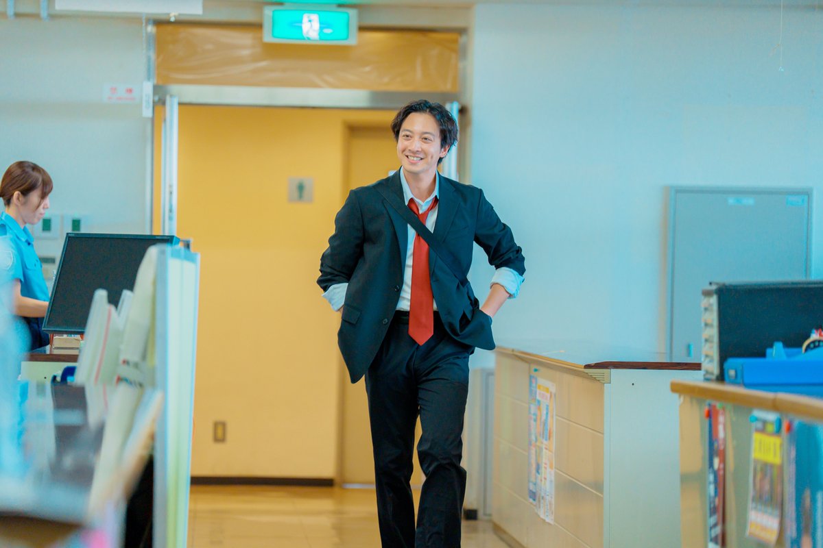 dramaL_abctv's tweet photo. #キスは捜査のあとで
🚨第7話 あらすじ🚨

両思いとなった
多古井（#渡部秀）と塩野（#齋藤璃佑）だが
２人は遠距離恋愛に。
そんな中、山ノ道署に
本部からの監察が入り塩野の姿も。
指揮を執る伊達（#渋江譲二）は、
塩野に妙に馴れ馴れしく、
多古井の心はざわつくばかり…

全文は👇
https://t.co/x0iR2fCnQC

9月6日(日)深夜0時10分
TVer•ABEMA見逃し配信 FOD独占見放題配信
#キスあと