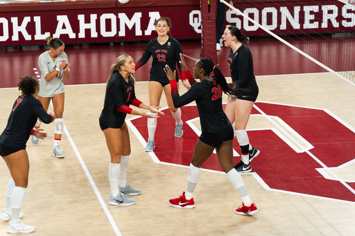 OhioStateWVB's tweet photo. Big time kill from @han_jones23 forces an Oklahoma timeout. Buckeyes up 6‼️

🔗: https://t.co/OHWWWdBCl4 https://t.co/veawglHu9x