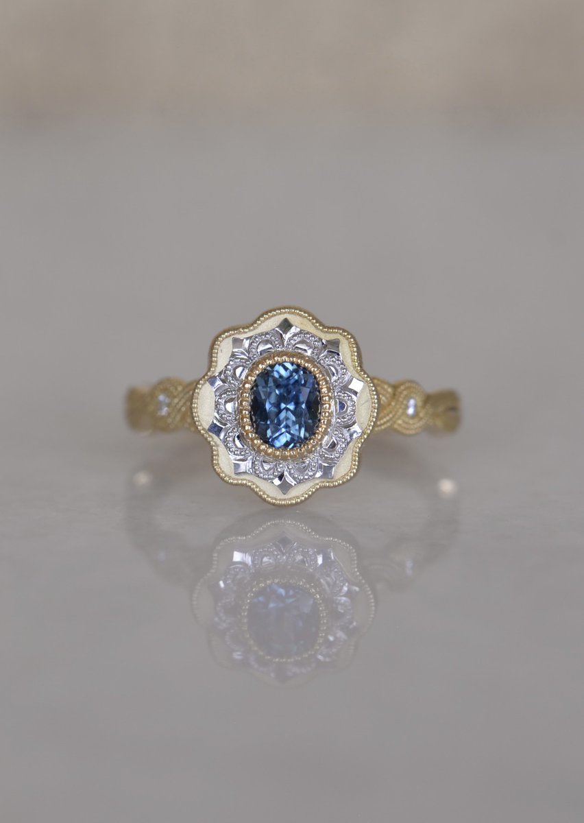 Jito_jewelry's tweet photo. フランス産のサファイアでセミオーダー🔨
イズニール×ニットミル
美しく繊細で優美な仕上がりとなりました。
満足いく仕上がりです！ https://t.co/iDZFPiOUTb