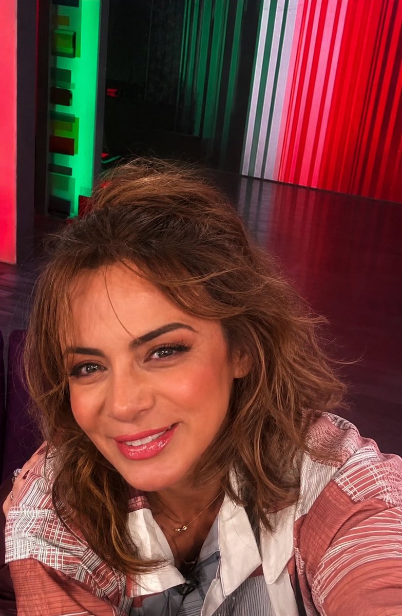 MariSofxSilvia's tweet photo. Miren a esa princesa bebé 😍❤️✨✨ https://t.co/5kEKFRDc5E