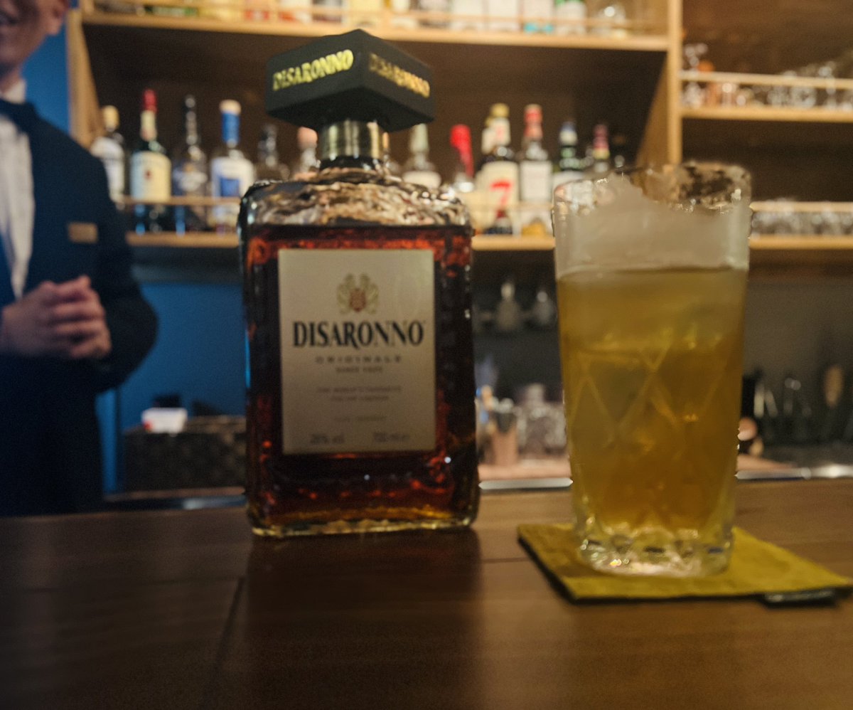 minatoya13's tweet photo. 昨夜の締めは、『Bar Seven』さんへ🍸
https://t.co/HuTBM2B5ch

温泉街の本格的バーでの楽しきひと時でした。

#城崎 #城崎温泉 #みなとや #城崎温泉みなとや #豊岡市 #バー #barseven #西村屋 https://t.co/o3TymUZxJN