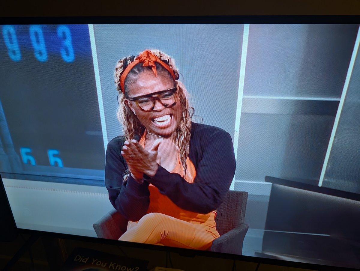 WatsonFL's tweet photo. La Trice becomes the first member of the jury of seven. At least she made it to jury. She is 58 and had an impressive run including one HOH win. I wish her the best. #BB28 https://t.co/xppXHEvaz4