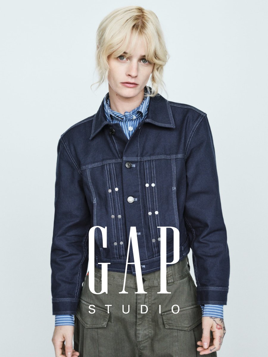 Gap_JP's tweet photo. THE FALL CAPSULE. From GapStudio. 本日発売。 ​
アメリカンワークウェアをモダンに。​
デニムとツイルを、こだわりのフォルムと仕立てでエレベート。​

詳しくはこちら：https://t.co/OSl2lAAnW1 https://t.co/JABTZndzoe