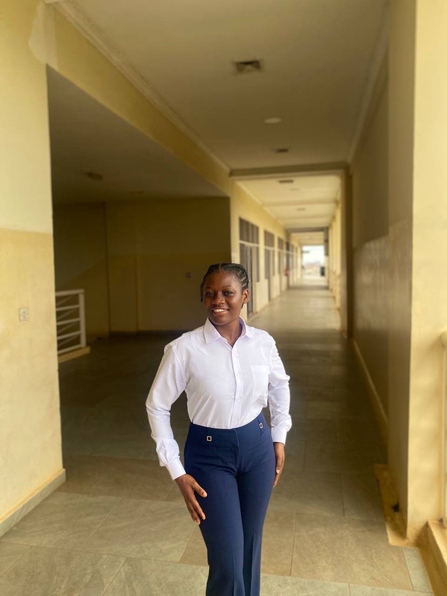 EllenYamah's tweet photo. Project defense done and dusted .
Glory be to God.

Eei Y3 abr3 oo 🥲😂 @Edwin_Scott001 https://t.co/HPKhI4dOlW