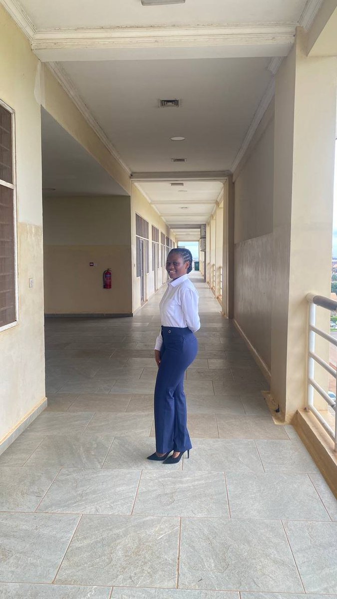 EllenYamah's tweet photo. Project defense done and dusted .
Glory be to God.

Eei Y3 abr3 oo 🥲😂 @Edwin_Scott001 https://t.co/HPKhI4dOlW