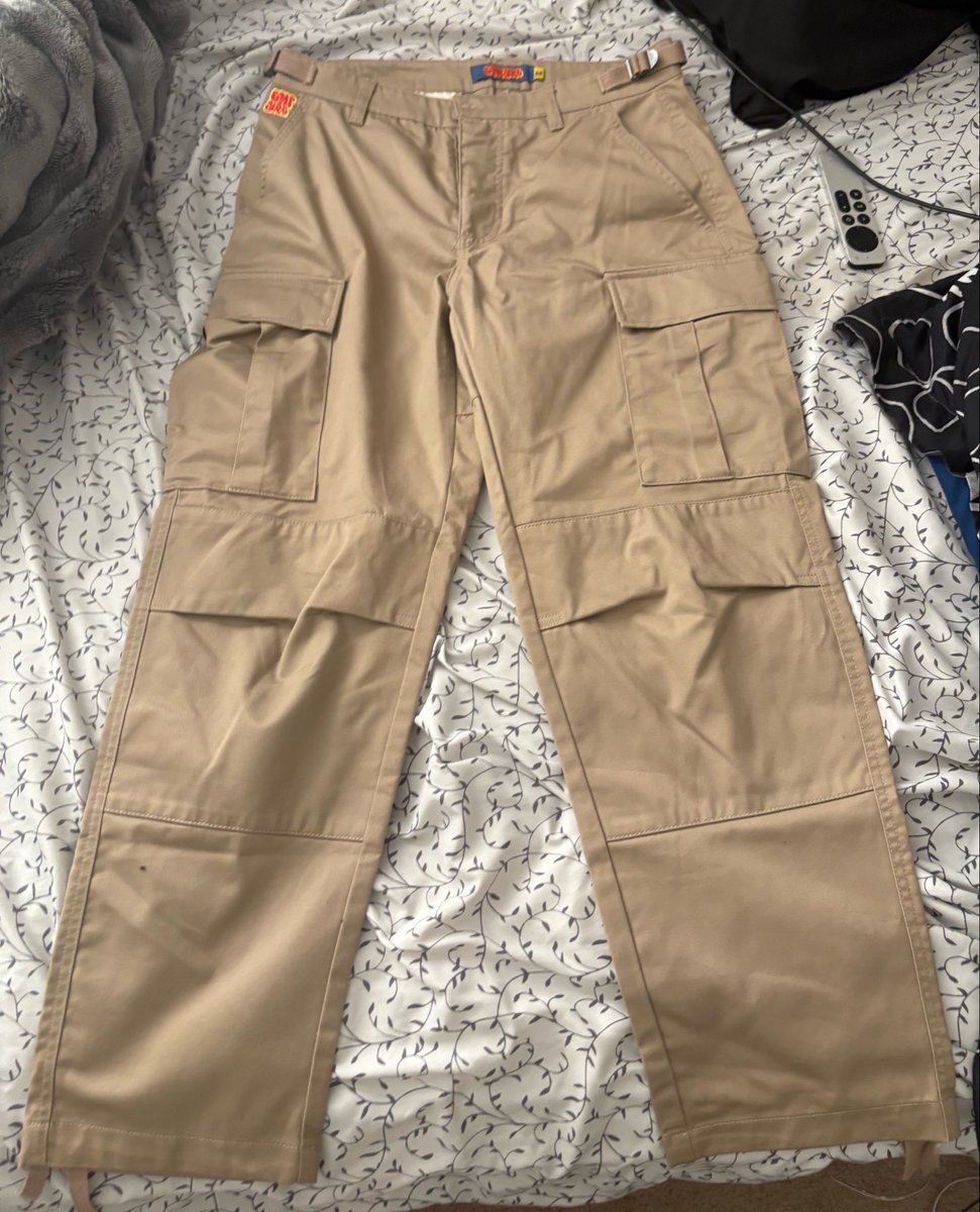 PopdUpUS's tweet photo. ๐ฅ NEW DROP ๐ฅ
Fresh cargo pants just landed at PopdUp ๐
Clean fit, tons of pockets, and built for everyday wear. Donโt sleep on these โ available now!
๐๏ธ Shop PopdUp
๐ฆ Fast shipping
๐ฅ More drops coming daily
#PopdUp #CargoPants #Streetwear #VintageStyle #Fashion #ClothingDrop
