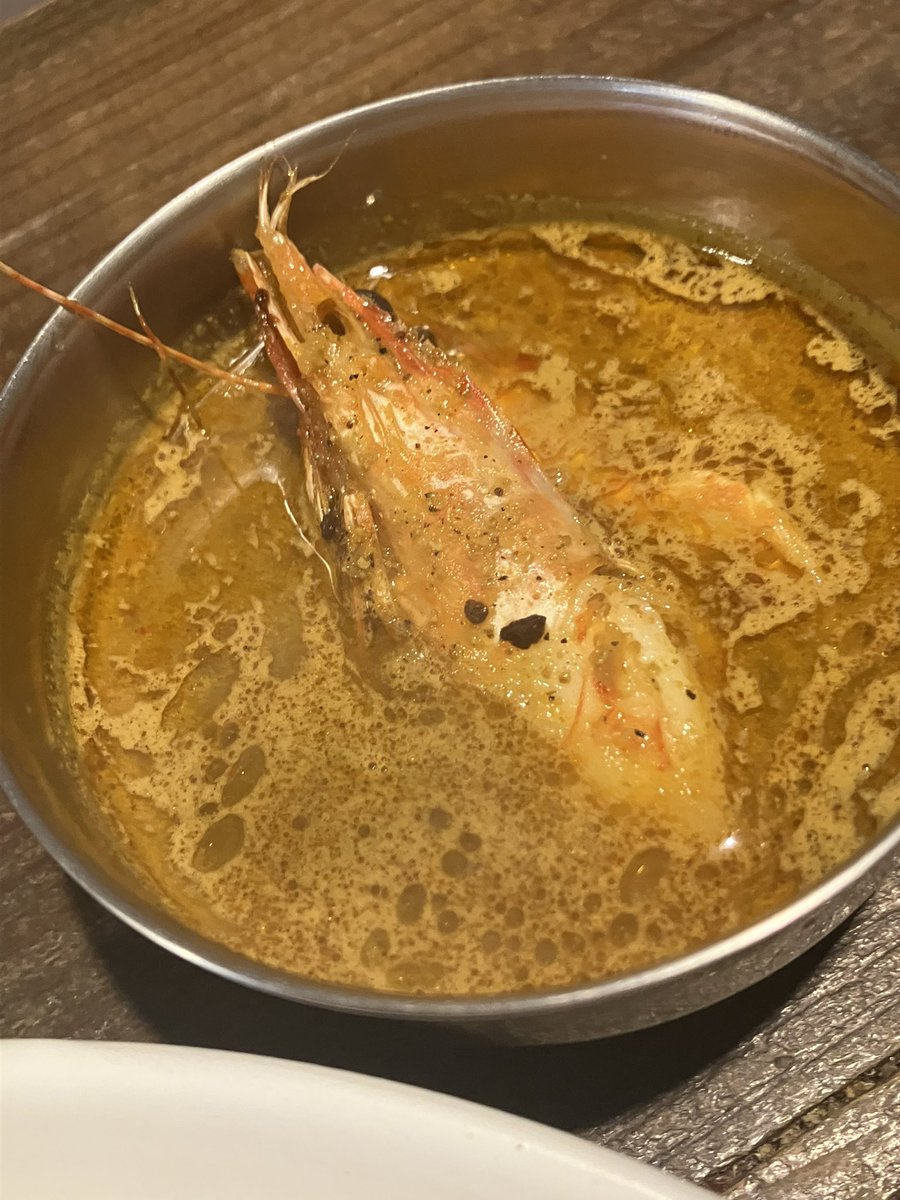 HARAMI1997's tweet photo. ・秋刀魚のココナッツオイルコンフィキノコと秋刀魚肝ソースがけ・海老カレー海老オイルの香り・無花果のモジュ仕立て・チャナ豆と焼きなすのパリップ・椎茸テルダーラ・ポルサンボール・パプリカと玉ねぎのサンボーラ・イエローライス https://t.co/A9LtgRefWZ