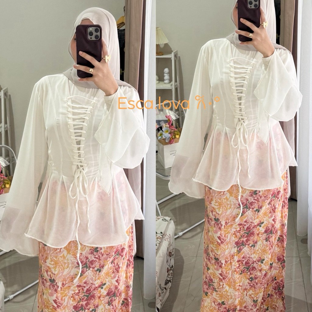 diamemeey's tweet photo. OMGGG LOOK!!😍

Outfit gemes gini cocok banget buat ke pantai dan holiday. Aku spill dari atas sampeeee bawah!!

a thread. https://t.co/ZQ7p4o55Nb