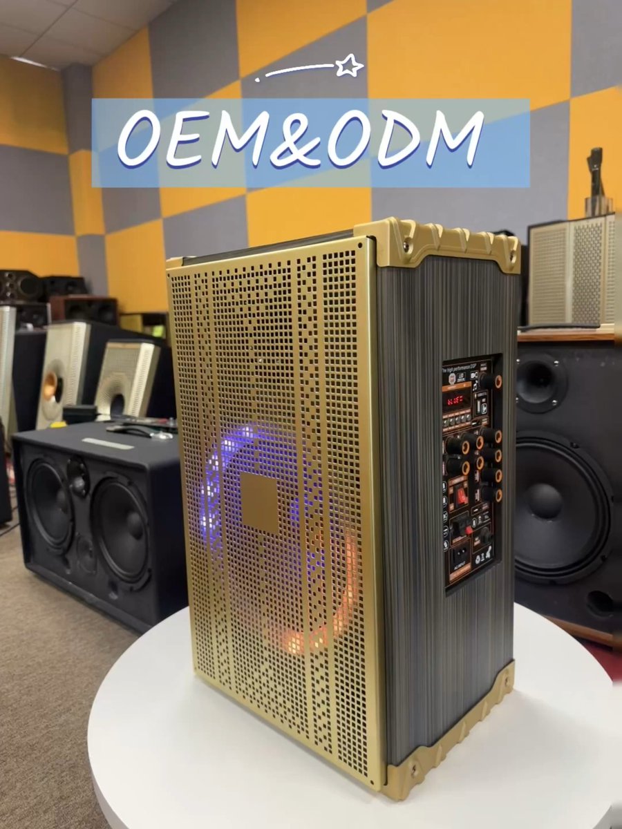 XYStarRainAudio's tweet photo. Minimal design, Golden iron mesh!

Powerful full‑range sound fills every corner.
Perfect for backyard parties, street performance, home gathering, outdoor camping, small live shows, karaoke nights.

#portablespeaker #partyspeaker #outdooraudio #karaokespeaker #speakerfactory https://t.co/HWTplgSYe5