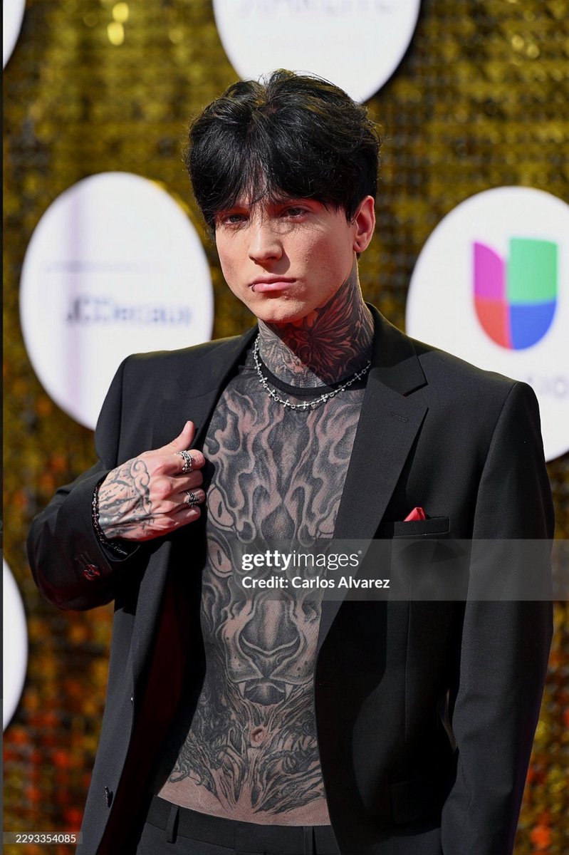MilagrosGa38461's tweet photo. Lo orgullosa que estoy de este hombre
Mi corazon ahora esta a full🥺
Nunca dude de ti, de tus capacidades, del amor que le pones a todo.
Y a romper con lo demas que viene🤞
I LOVE 3000 NUNCA LO OLVIDES⭐️
#PremiosJuventud
#PJBackstage
#CryHostPJ
XCRY EN PREMIOS JUVENTUD https://t.co/9PO3OLwoIW