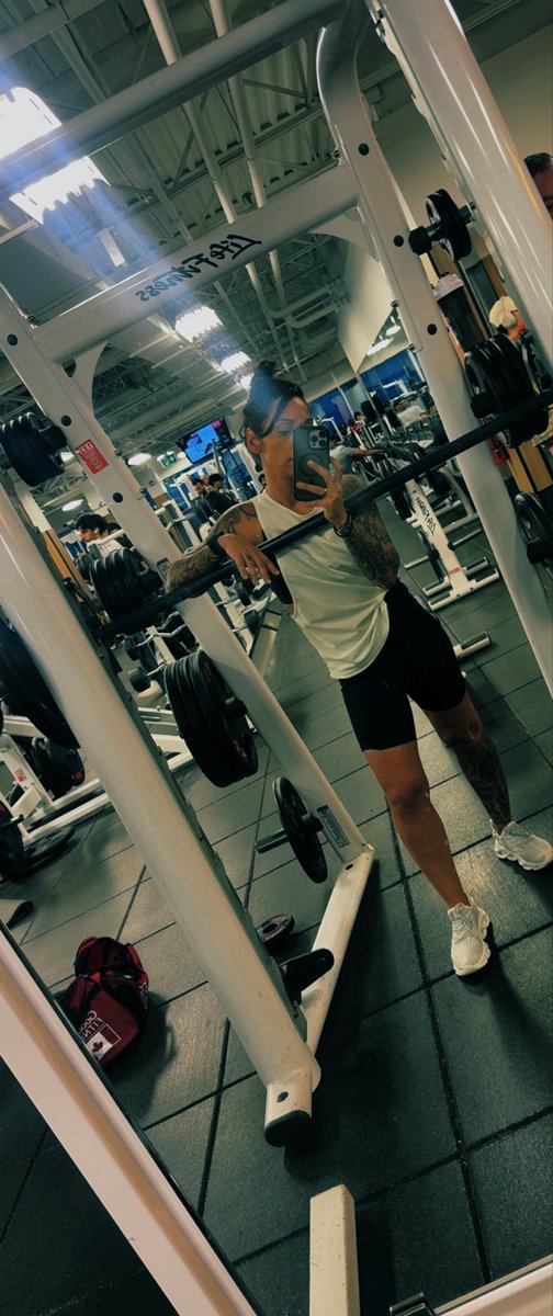 CTT44415's tweet photo. Locked In 🔒 
#wlw #les #gym #gymlife https://t.co/X7pbRFb4zf