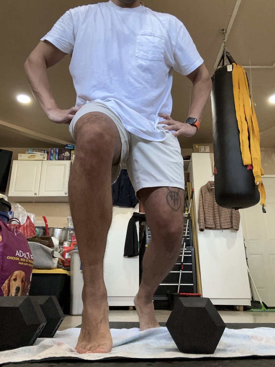 dannytwotwo's tweet photo. home workouts still count right https://t.co/eEqgseYp7c