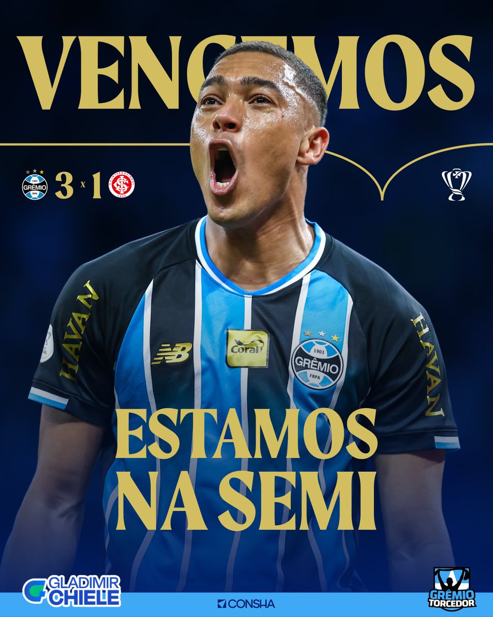 MGT2026's tweet photo. O GRÊMIO ESTÁ NA SEMIFINAL DA COPA DO BRASIL! 🇪🇪🏆

O Tricolor venceu o Internacional por 3 a 0 e garantiu a classificação! Carlos Vinícius marcou duas vezes, saiu da seca e mostrou o faro de artilheiro. Krovinović completou o placar com seu primeiro gol vestindo a camisa gremista.

Mais do que a classificação, o Grêmio mostrou sinais de evolução. A equipe teve bons momentos durante a partida, conseguiu criar oportunidades e, desta vez, soube aproveitá-las. Carlos Vinícius foi decisivo quando as chances apareceram e deu ao torcedor motivos para voltar a acreditar.

Wallace, Noriega, Amuzu e, claro, Carlos Vinícius foram os grandes destaques da partida. Agora é semifinal: o Atlético-MG será o próximo adversário do Grêmio na caminhada pelo título da Copa do Brasil! 🇪🇪