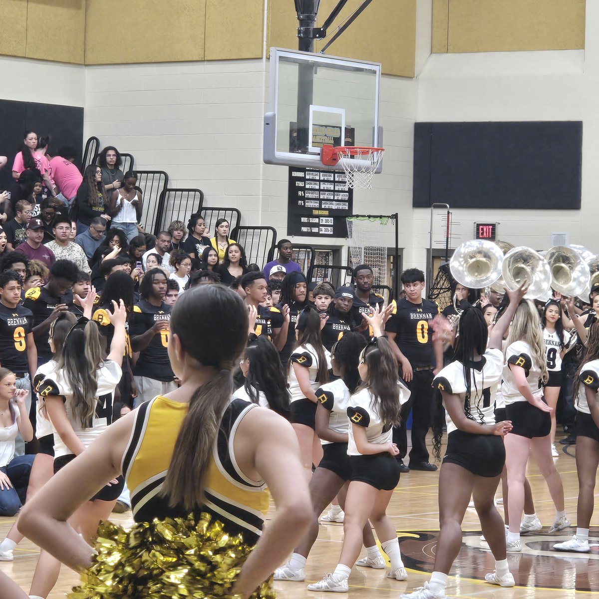 WBhsRod's tweet photo. Sights and sounds of @NISDBrennan first pep rally of the season last Friday. Mr. Rod hanging out with @MrGMachine1 #BFND #GoBears #BMB #areyoureadyforsomefootball #beLegendary #beBeowulf https://t.co/rK6eKUPITl