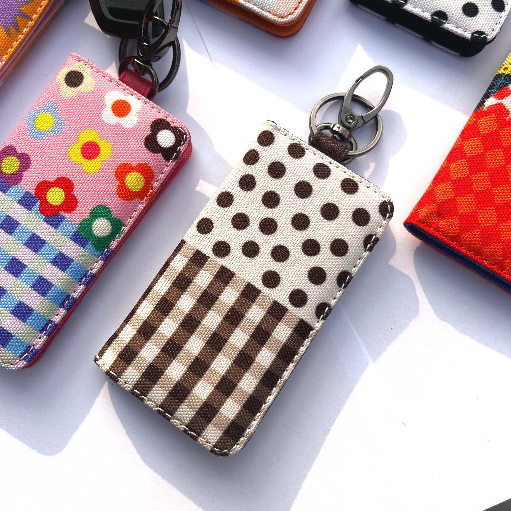 randomfal's tweet photo. [REKOMEN FAL]

Aku habis beli gantungan buat kunci mobil lucu banget!!! Barangnya sesuai dengan pictnya

Boleh dibeli kalo mauu yaa~~

https://t.co/VJ2K2eUPWB https://t.co/V6p1KRv7wn