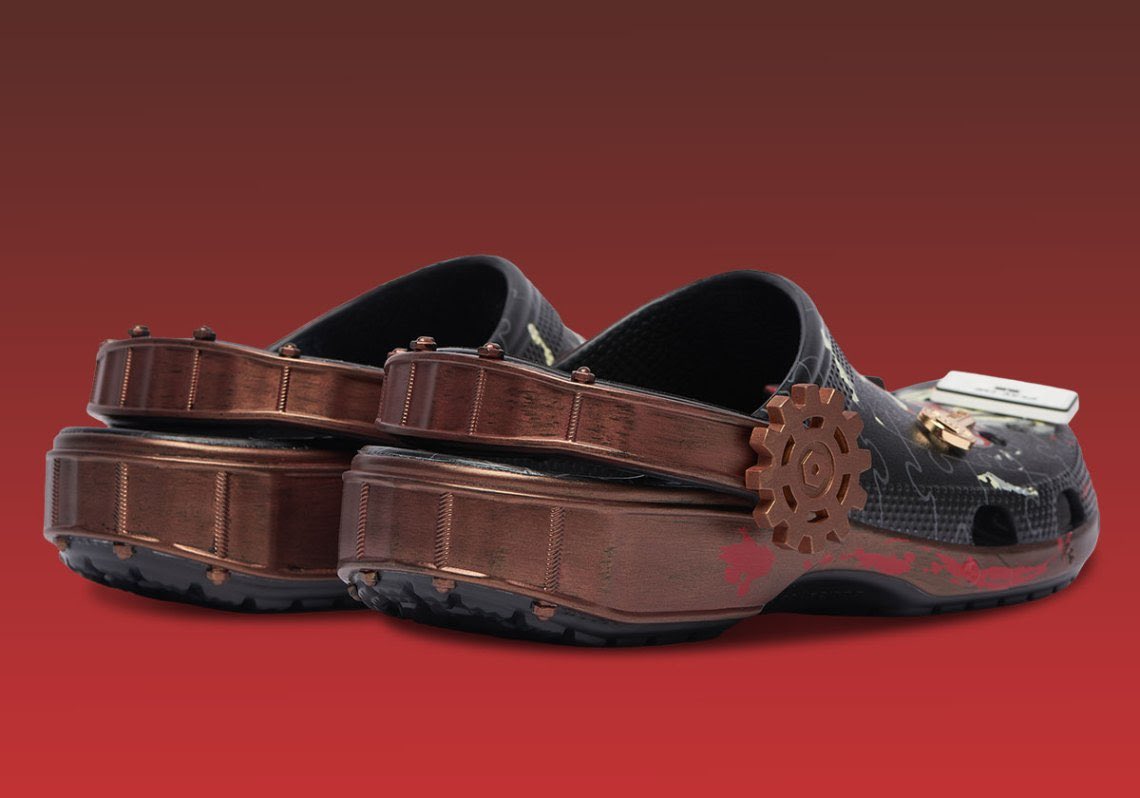 TrueBreadLord's tweet photo. More photos of the JigCrocs https://t.co/nHDFkXcpnw