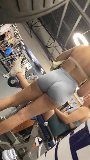 monikascbnatale's tweet photo. My hot cousin loves wearing short shorts to the gym #candids #creepshot #candid -> MORE IN BIO��� https://t.co/9p8tVRhlgI