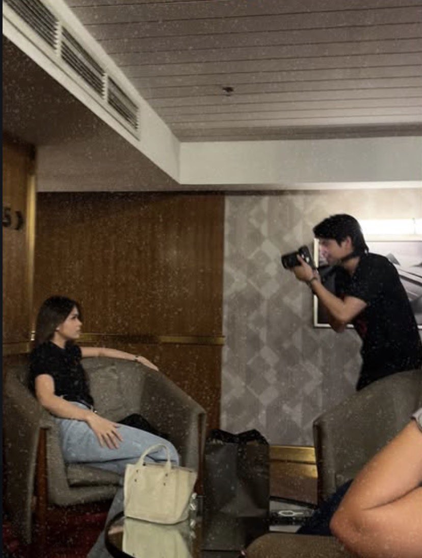 arichocolat's tweet photo. Pakilabas po itong photo na ito please https://t.co/IkBrFnRedj