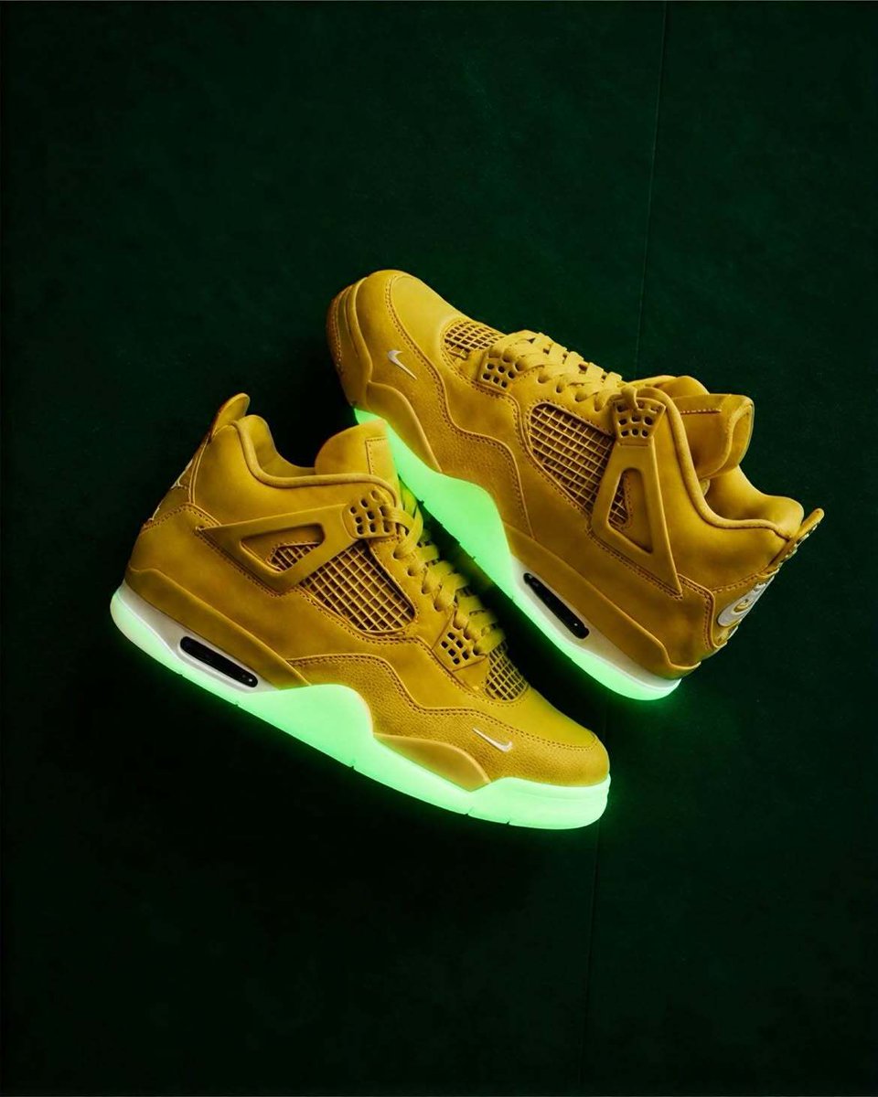 SneakerAlertHD's tweet photo. Nigel Sylvester x Air Jordan 4 “Yellow Brick Road” Concept 🤯 https://t.co/HvXPRVj3oO