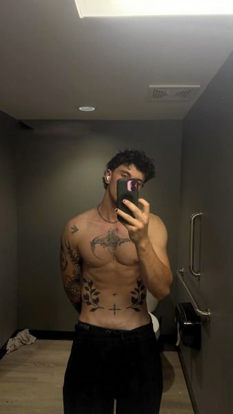 satanizedbc's tweet photo. https://t.co/zGPTsOJnB7