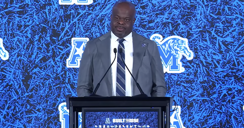 SWiltfong_'s tweet photo. NEW: Memphis is loaded with prospects for Saturday's home opener — commits, targets, and rivals' recruits all in the building to see what Charles Huff and the new staff are building.

"You can tell he’s building this program with a different mindset and really wants to compete at a high level."

Intel: https://t.co/LRR31F0IRg