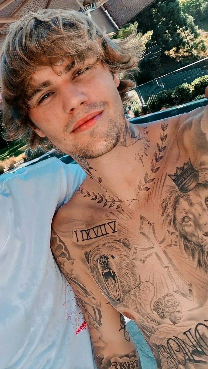 Famososuncens0r's tweet photo. ATENCIÓN ‼️  

SE FILTRA VIDEO DEL CANTANTE “ JUSTIN BIEBER “ MASTURBANDOSE HASTA ACABAR 🤩🔥  

LO TENEMOS Y ESTÁ DISPONIBLE EN EL ENLACE QUE DEJÓ EN EL PRIMER COMENTARIO 🥵⬇️ https://t.co/4DPCWJZd6C