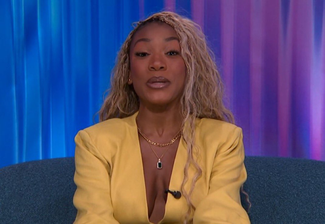 jayjayjean2's tweet photo. them both throwing a vote towards each other and lying about it is kinda funny. #bb28 https://t.co/7vW0HL2u2l