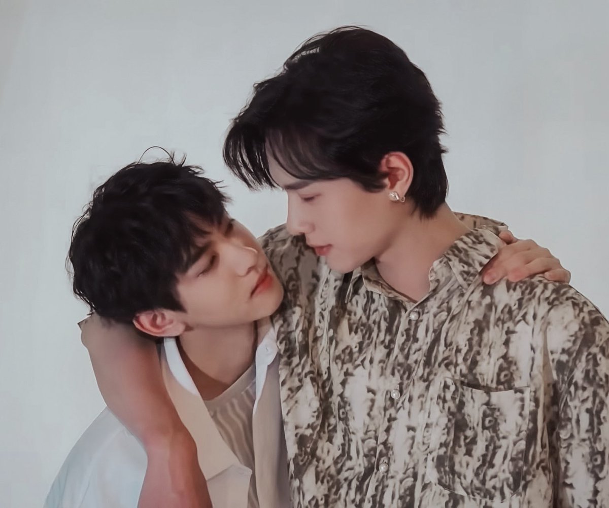 jpw_h's tweet photo. มีรอยยิ้มและความสุขในทุกวัน ขอให้ทุกอย่างราบรื่น 🩷💚

#ZhanXuan
#LiuXuanCheng 
#ZhanCheng https://t.co/No9gc4xHP8