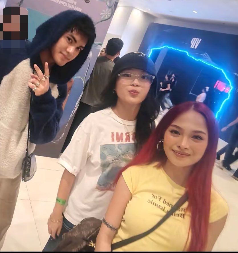 lalala_fangirl's tweet photo. La la la….fest

ctto :) https://t.co/rM6Oj0Bvs4