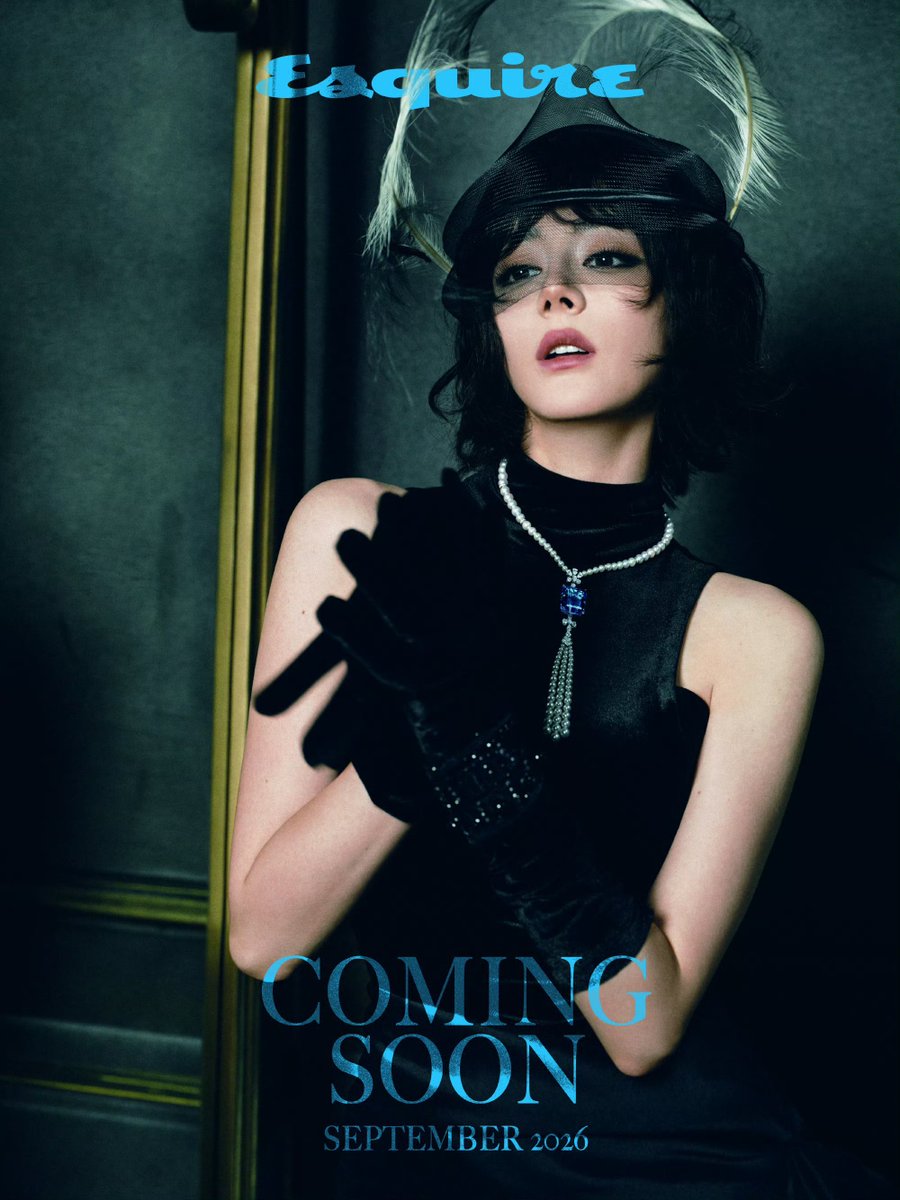 Rebaxx63's tweet photo. #DilrabaDilmurat Esquire 30th Anniversary Cover# 
 The moment metal is suddenly plunged into cold water after undergoing repeated high-temperature baking and hammering is called "quenching."

Esquire September IssueCover, coming September 7th
Oh thats one🤩🤩
#Dilraba #Dilireba https://t.co/QF0YPeTf1b