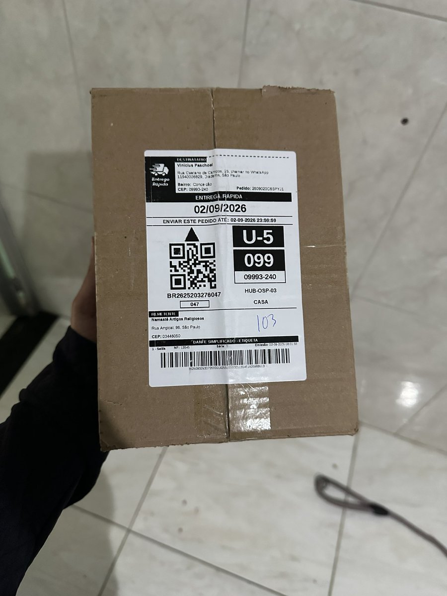 paschoalvi's tweet photo. - hoje chegou umas velas de 7 dias em casa e eu fiquei uai ? Como assim…

Depois que lembrei que comprei essa semana! 🤦🏻‍♂️ https://t.co/h5ATrluw85